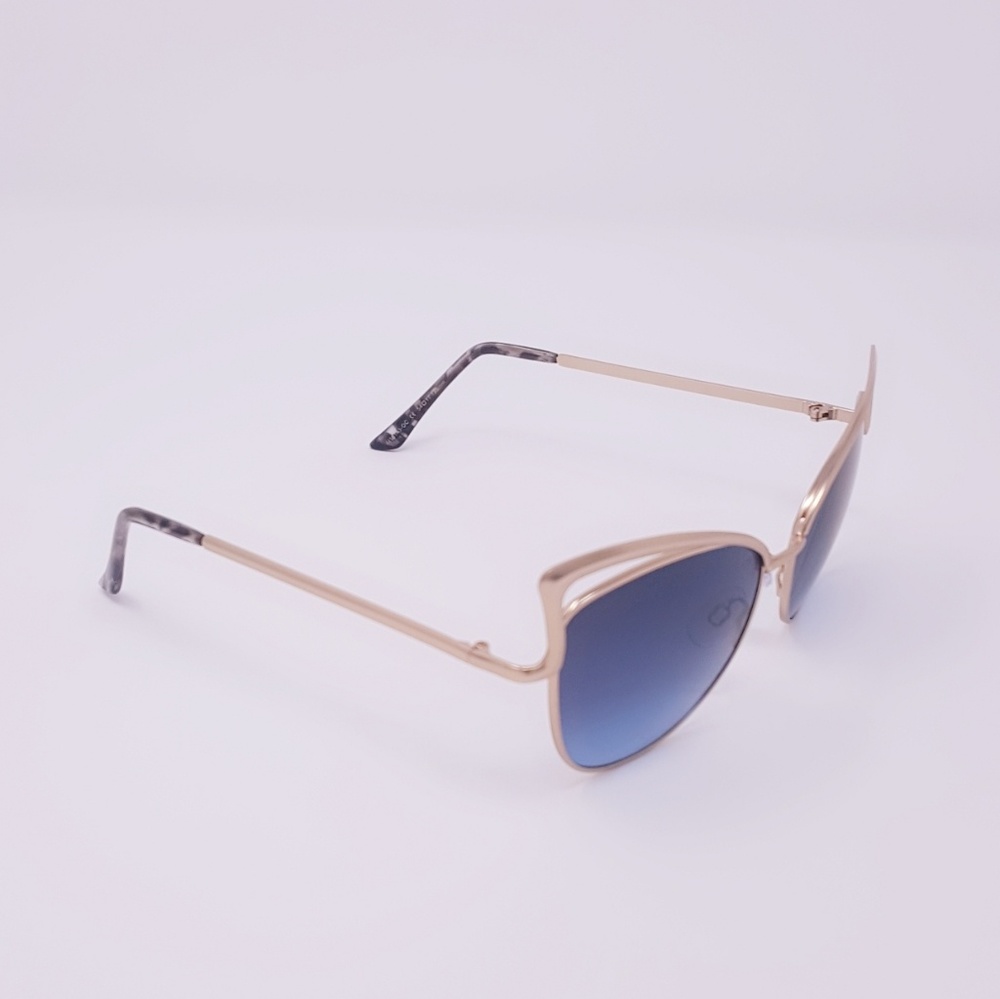 New Cateye Sunglasses - Picture 2 of 4